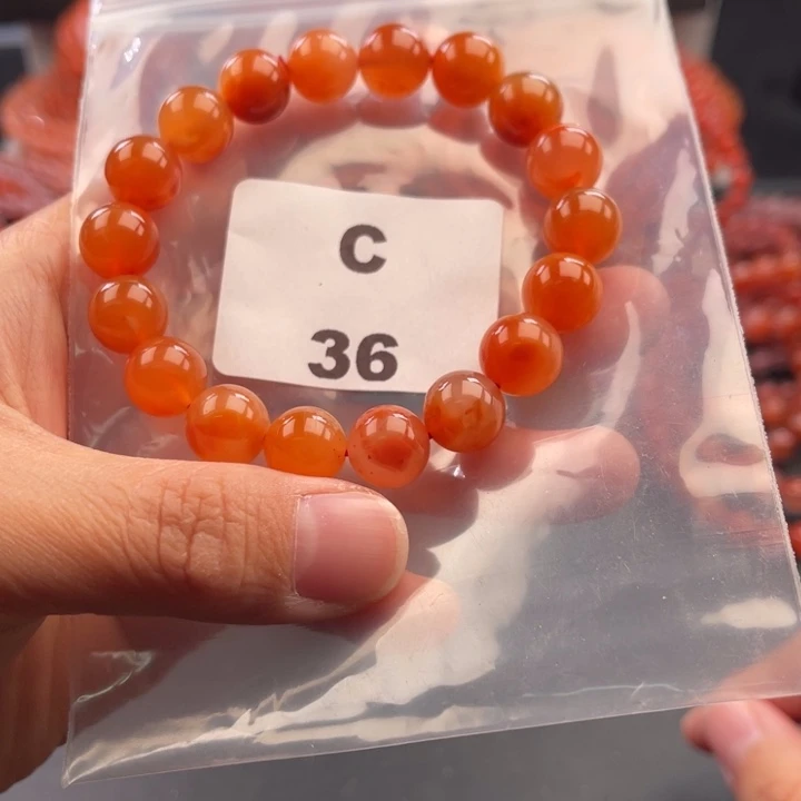 南红玛瑙未镶嵌多样性发货默认微瑕称重10mm