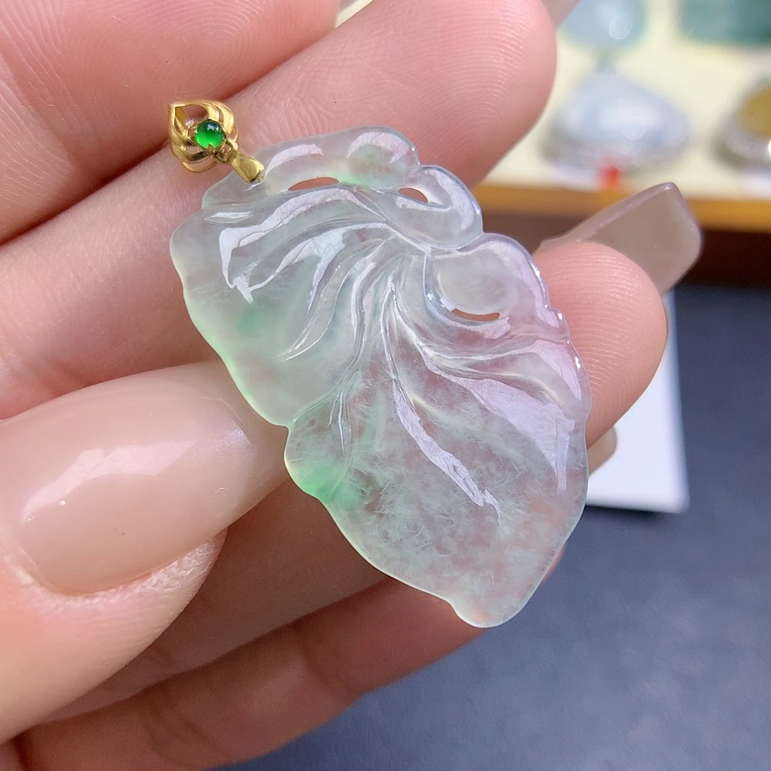 翡翠颈饰18K金镶嵌花仙子