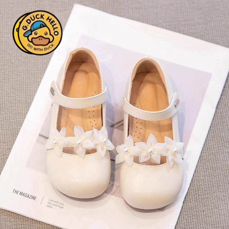 小黄鸭女童校园小皮鞋2025年春秋新款儿童软底公主鞋宝宝单鞋