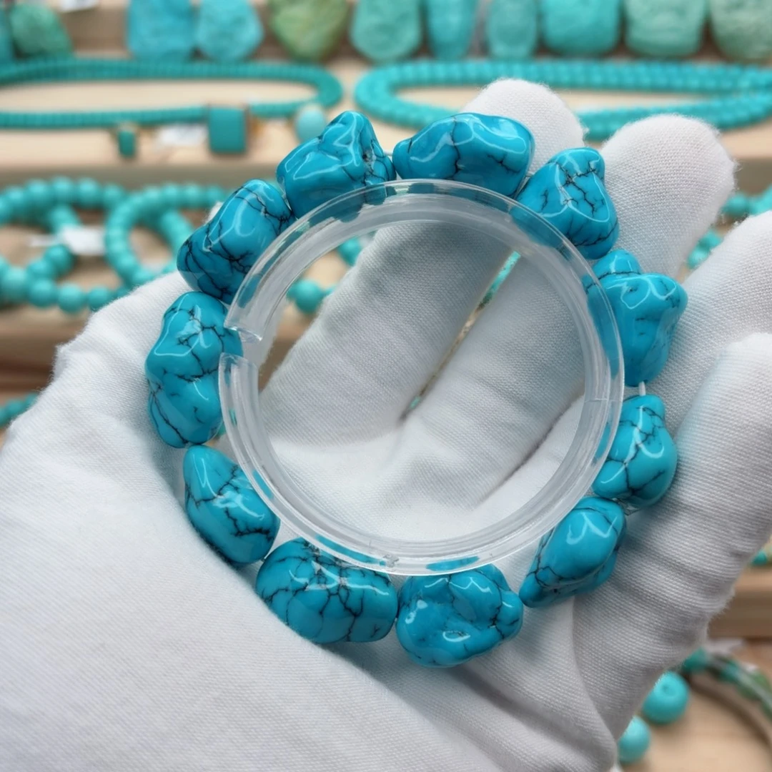 绿松石未镶嵌珠宝奇石