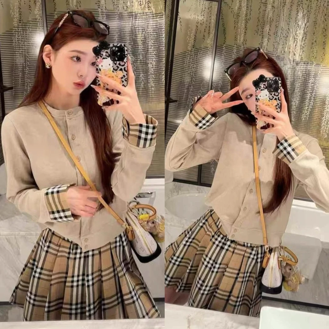 2025新款小香风时尚休闲拼接色上衣搭配格子条纹短裙套装A1522