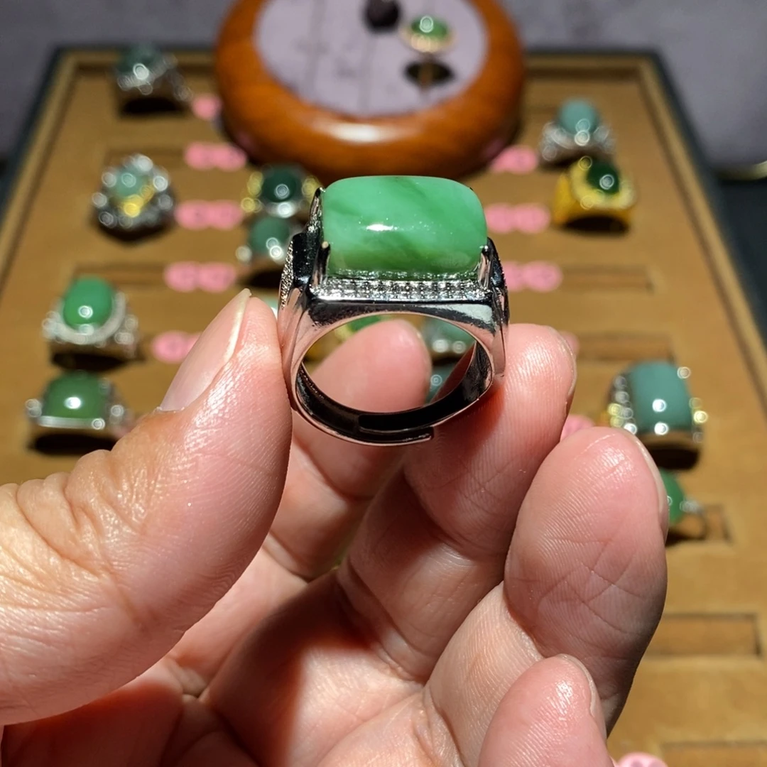 和田玉未镶嵌戒指