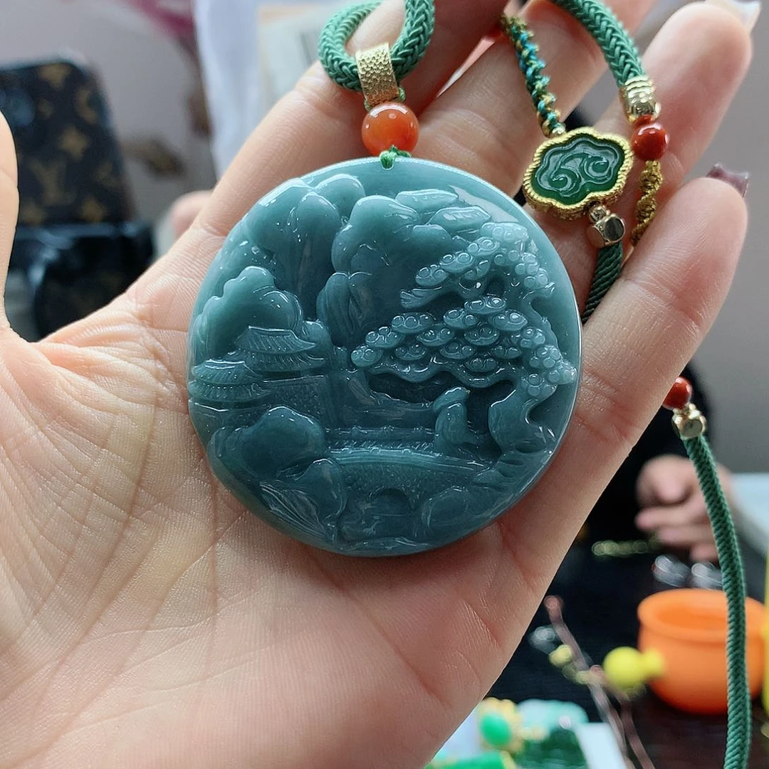 【闪购商品】翡翠吊坠(赠链)合金