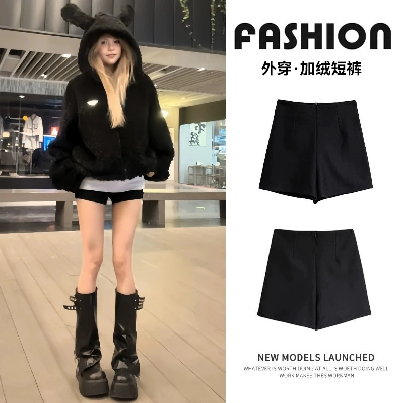 黑色显瘦短裤女秋冬2025新款高腰小个子修身辣妹加绒超短热裤靴裤