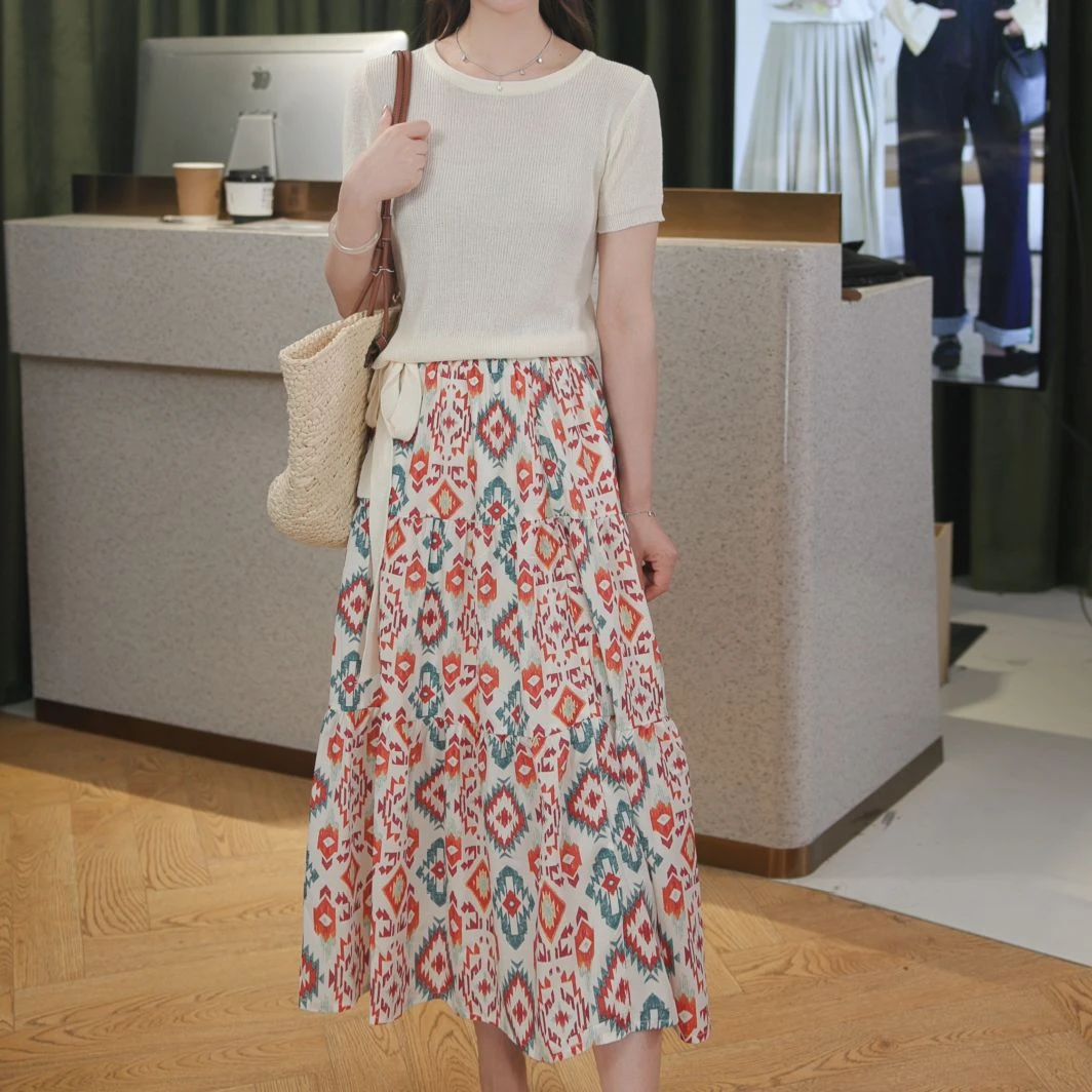 2025夏季新款碎花高腰大裙摆显瘦复古气质温柔风T恤半身裙