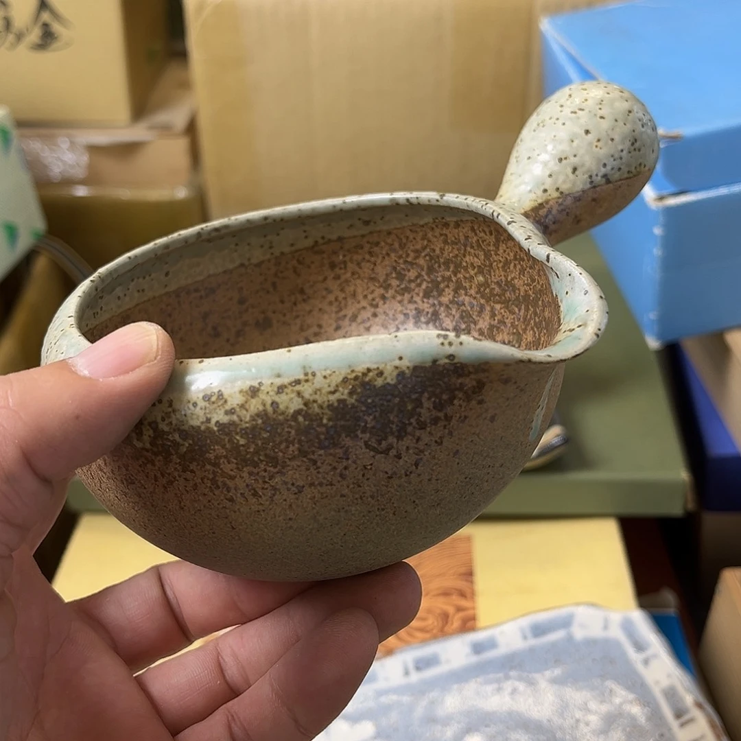 盖碗在家门口吃着呢么香啦