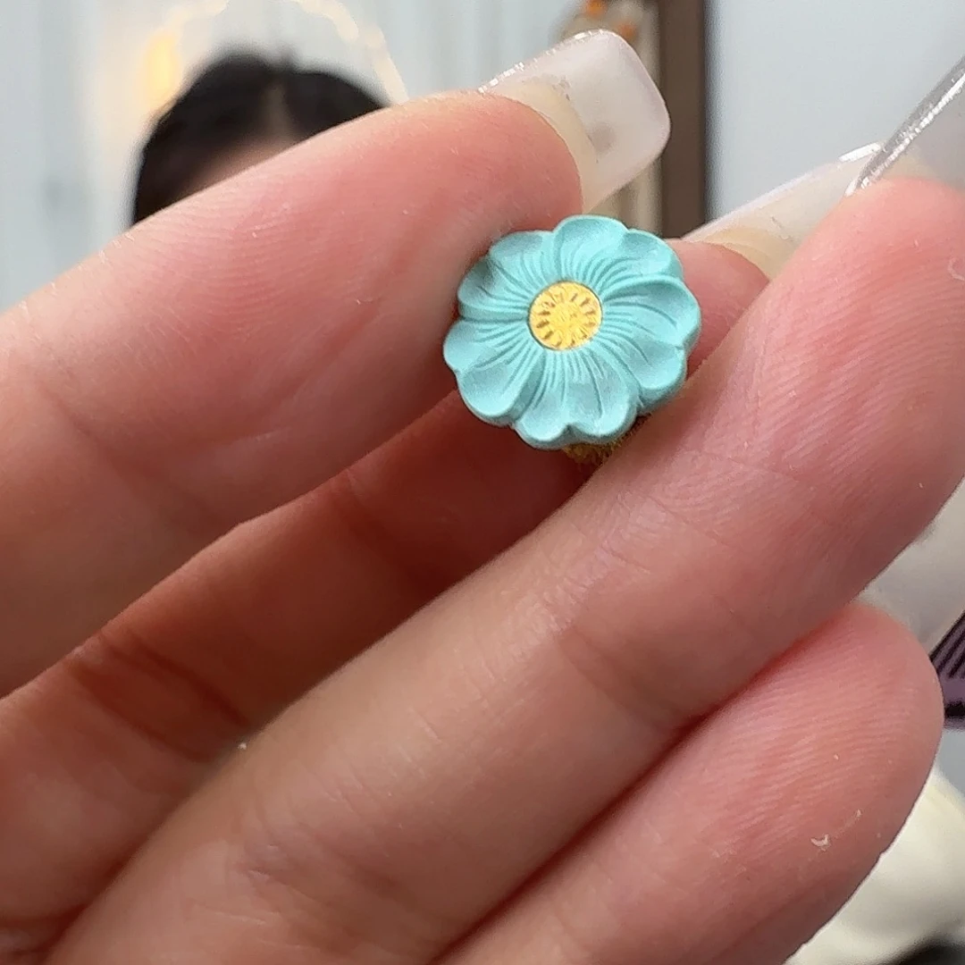 绿松石未镶嵌挂件