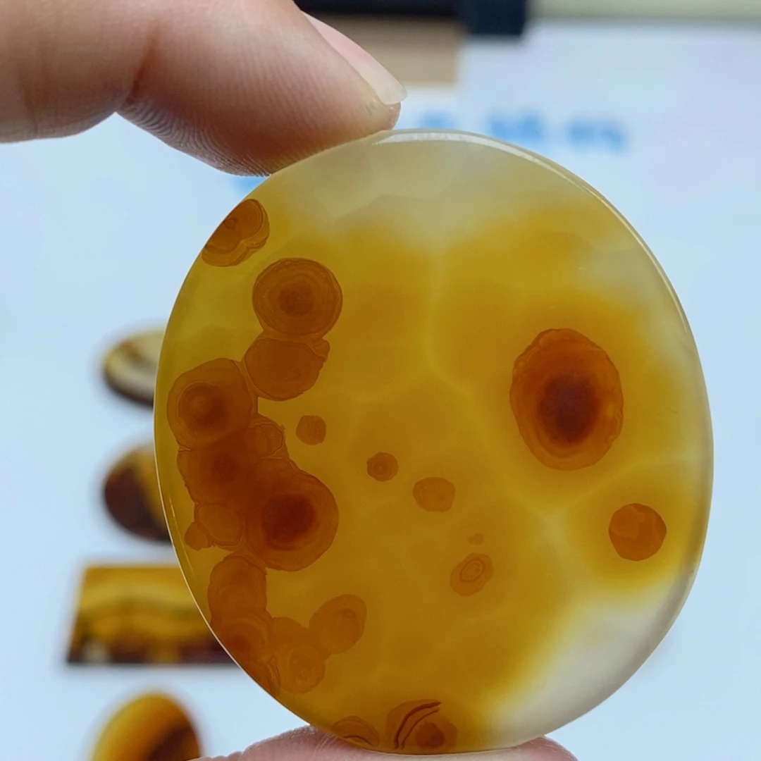 玛瑙/玉髓未镶嵌珠宝半成品