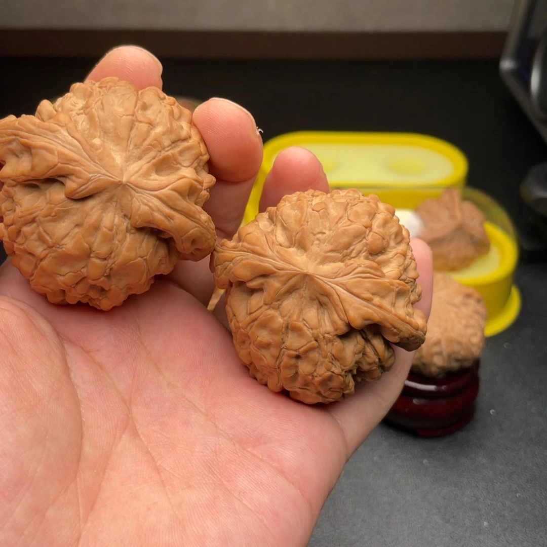 T***可吊坠文玩核桃龙鼎1200