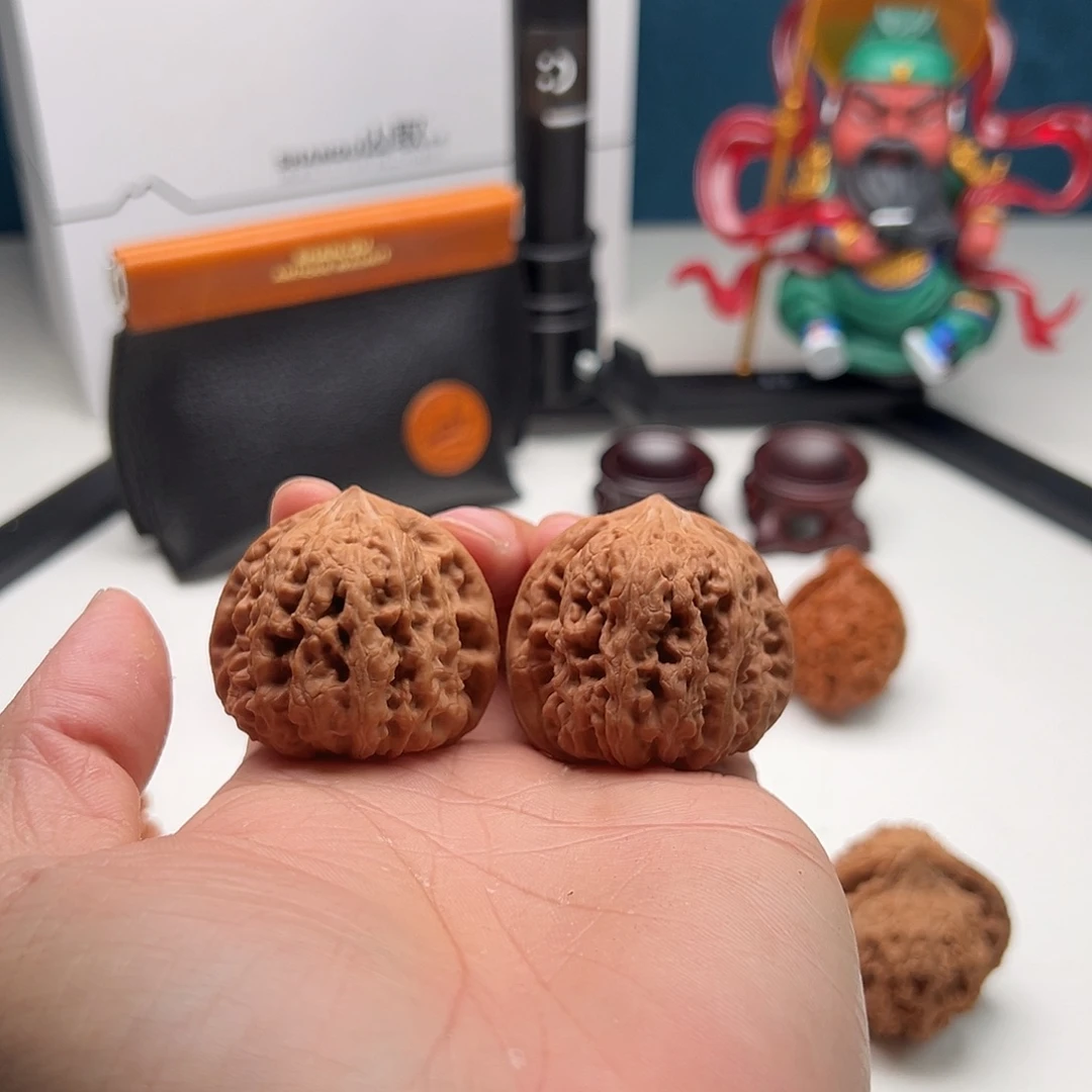 吊坠文玩核桃41平谷凹底