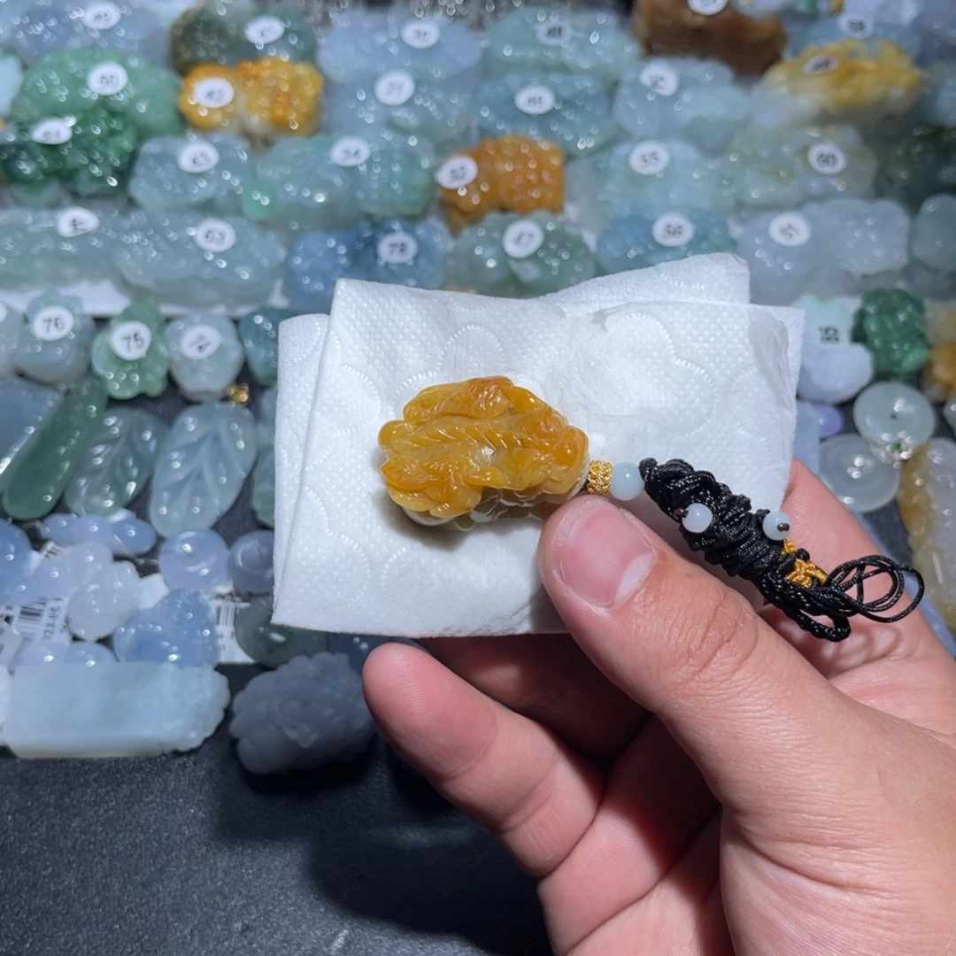 定制翡翠未镶嵌天然