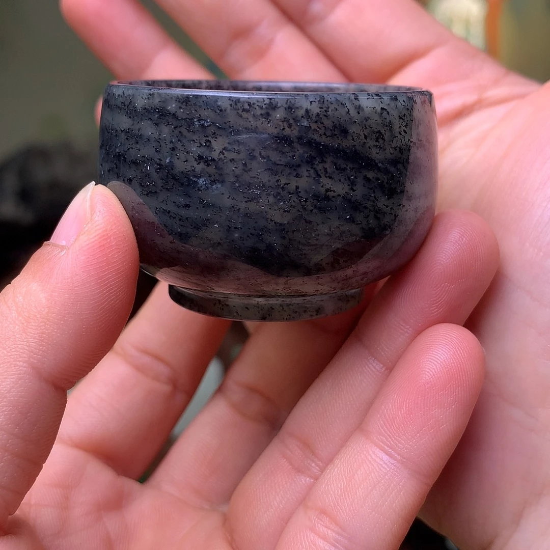 爱***惠和田玉未镶嵌把件