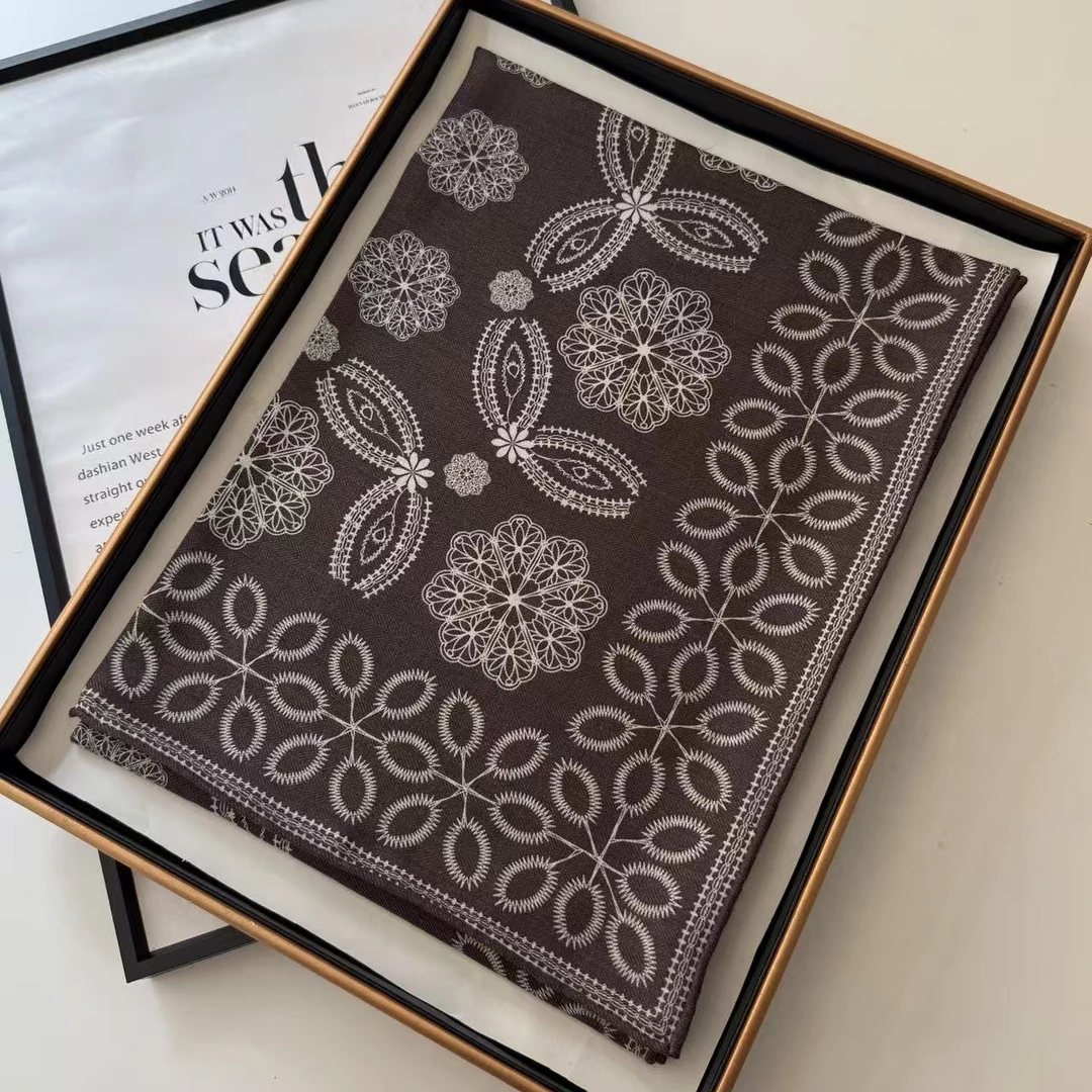 真丝羊毛咖色波西米亚风105方巾女士丝巾围巾防晒大披肩外搭F278