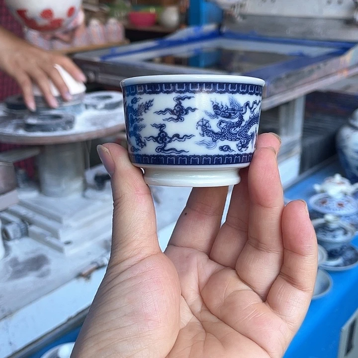 、***～青花釉下彩杯子2个