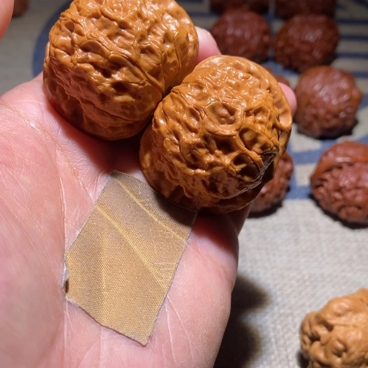 嚯***嚯吊坠文玩核桃核桃