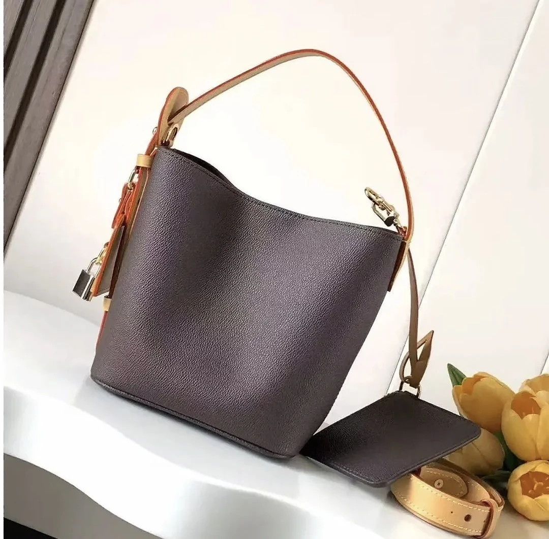 2025新款女士时尚手提包高颜值收纳（all in bb）