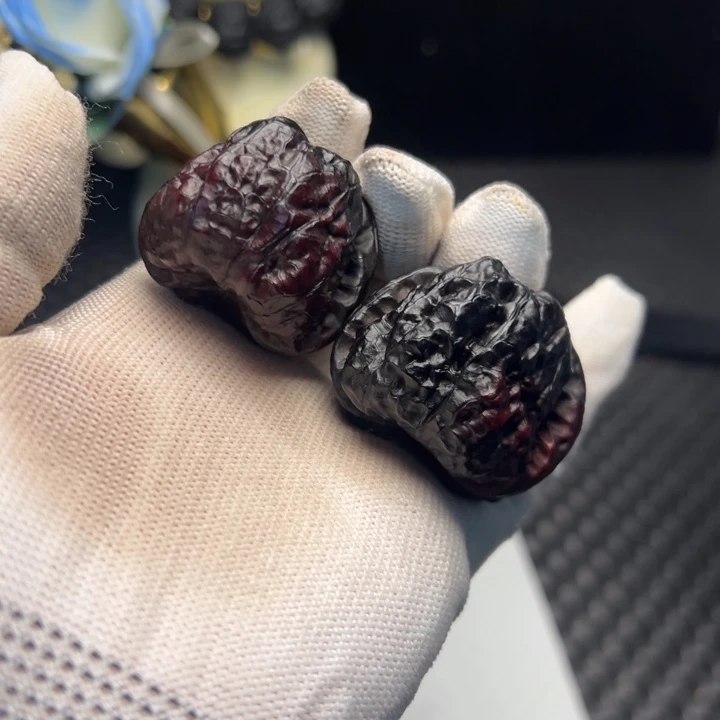 文玩核桃蛤蟆40尺寸