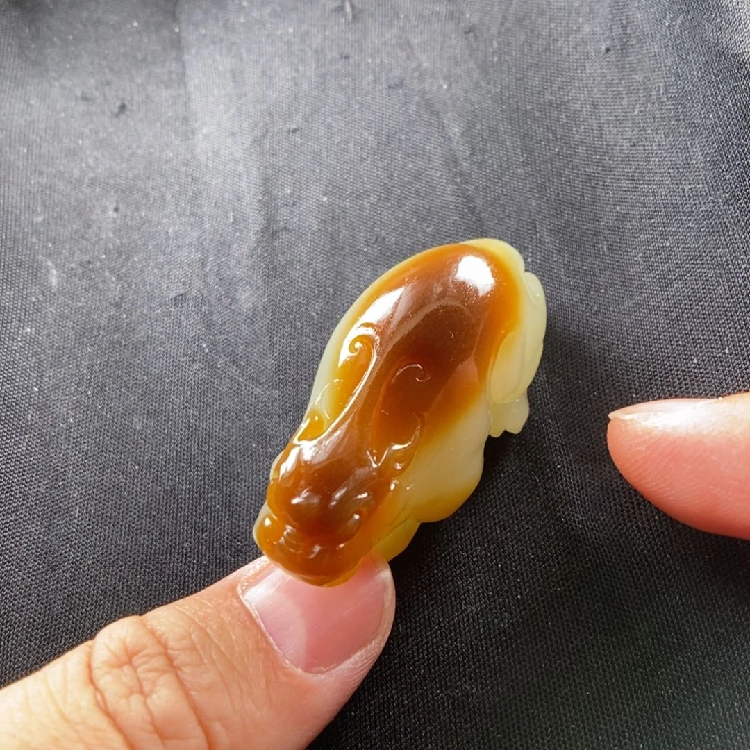 和田玉（糖玉）未镶嵌颈饰