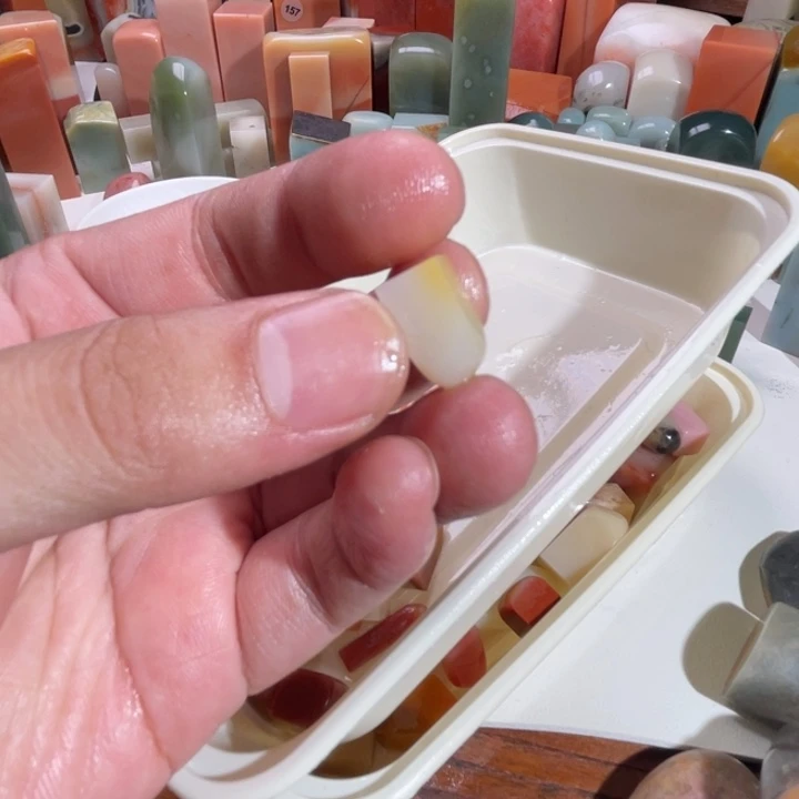 李***军老挝石己饥己溺哥哥vvv