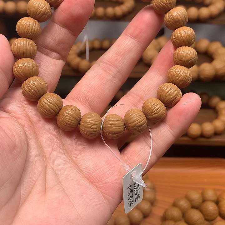 文玩核桃吊坠?****?同尺土豪