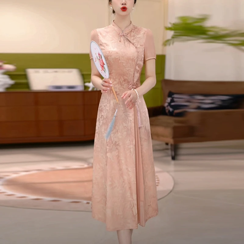 素罗提花缎新中式旗袍2025夏季新款粉色温柔时尚优雅高贵连衣裙子