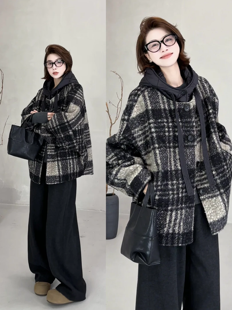 月月 2025秋冬【黑白游戈】显瘦百搭格纹连帽棉衣外套 2510C6516