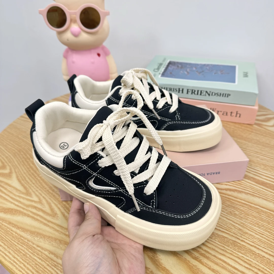 3175休闲百搭黑色板鞋女2024新款秋季平底百搭学生时尚运动鞋