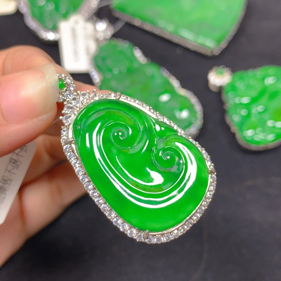 翡翠银S925镶嵌颈饰