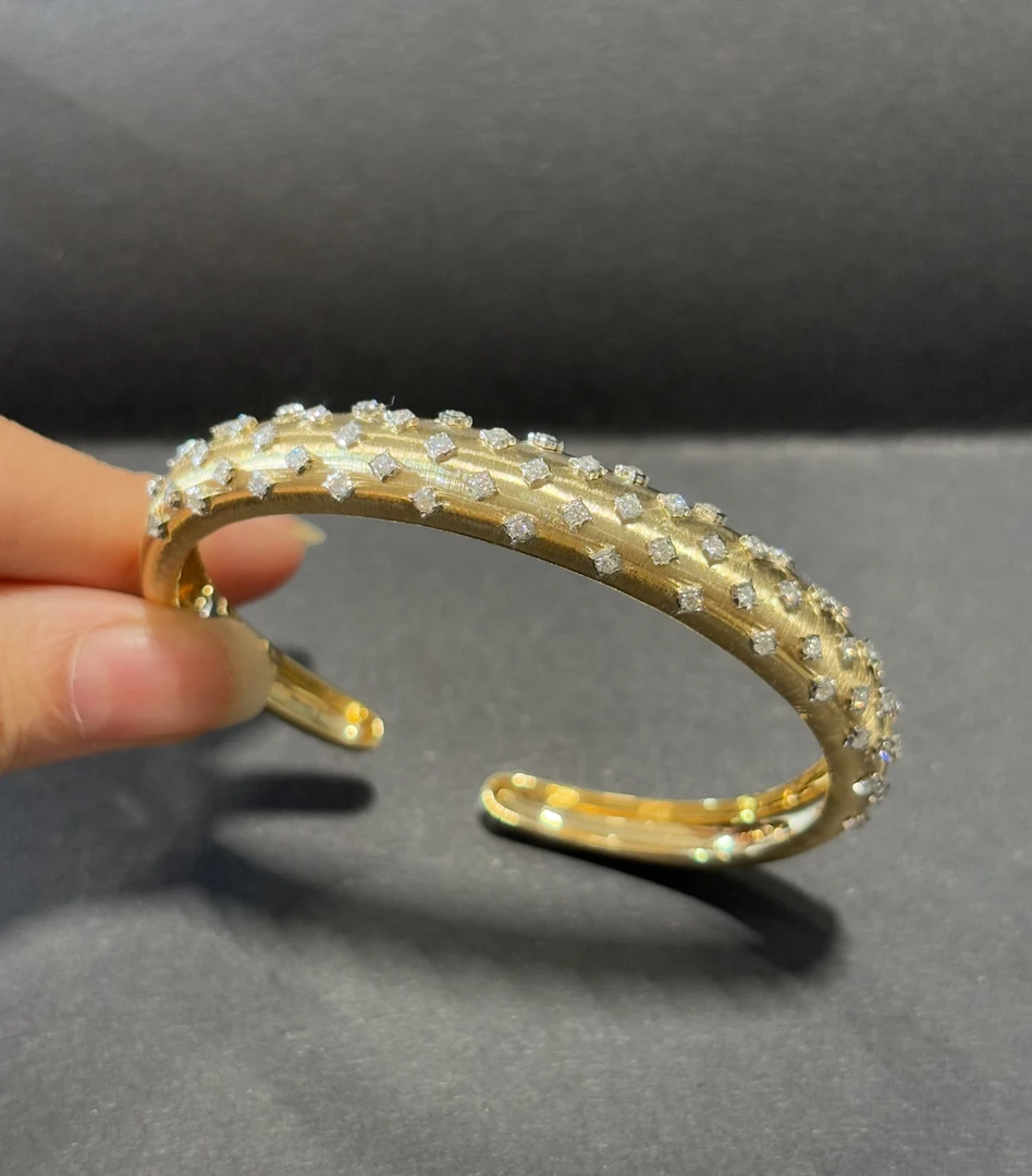 18K钻石窄版布布拉丝手镯 CZ