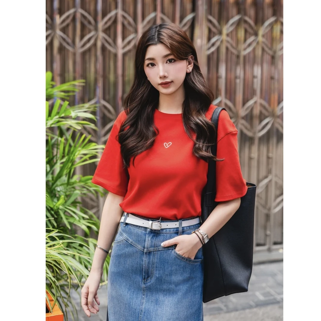 GIRDEAR/哥弟休闲时尚简约百搭圆领显瘦减龄套头短袖T恤女1300790