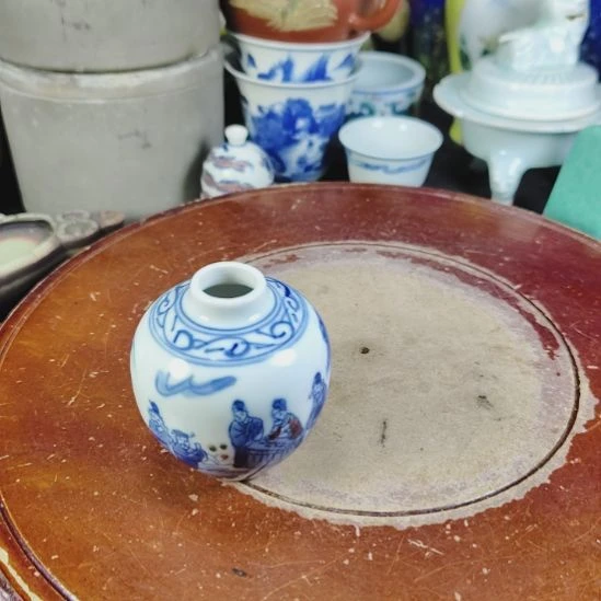 竜***曜碟全手工制作的瓷器，
