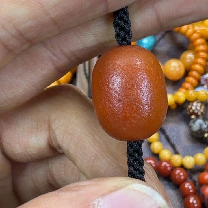 用***2琥珀未镶嵌颈饰锁骨