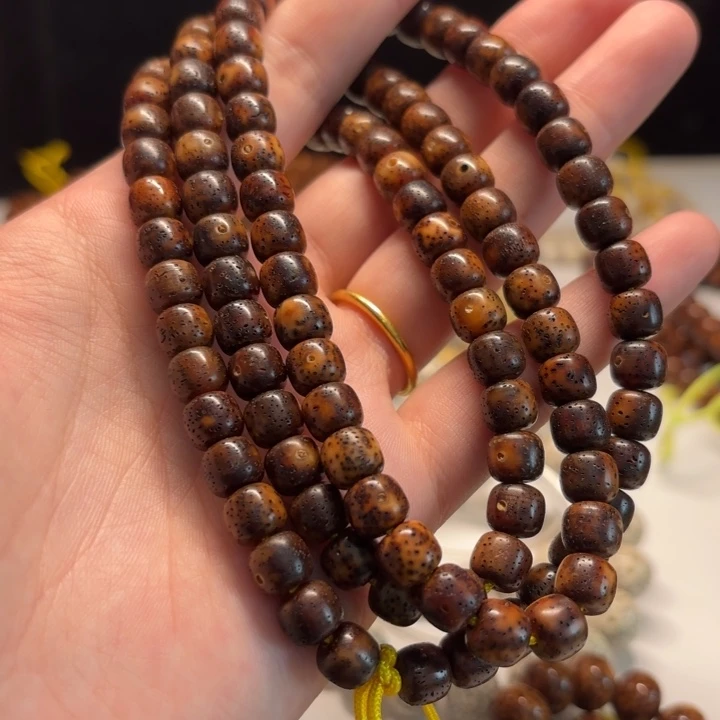 吊坠星月菩提8*7黑金老型脖挂陈籽