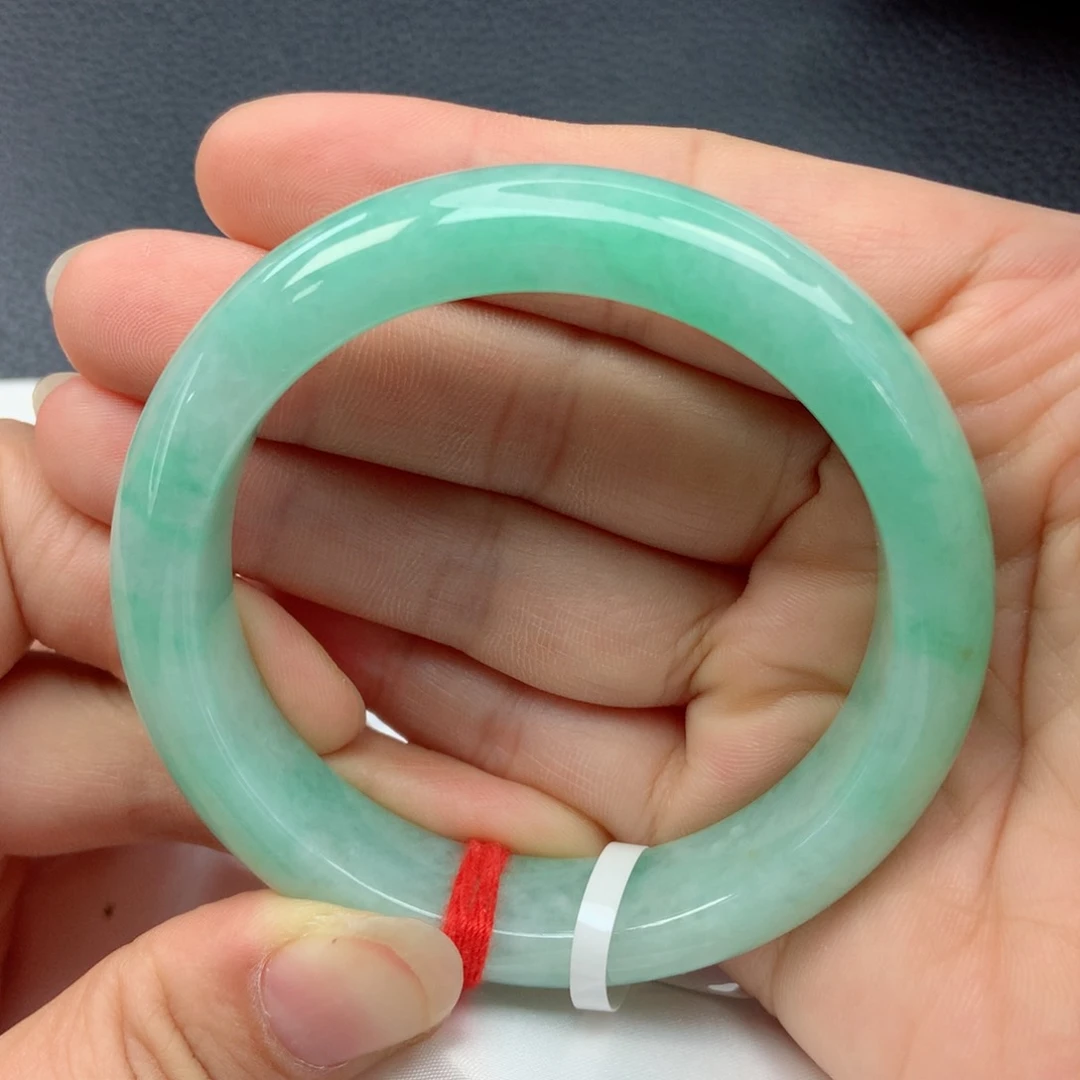 未镶嵌手镯翡翠54圈