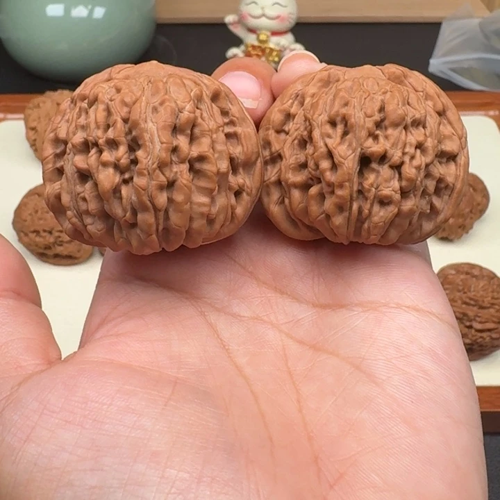 文玩核桃把件四座楼45全品