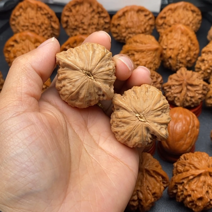 【闪购商品】文玩核桃把件39铁锤