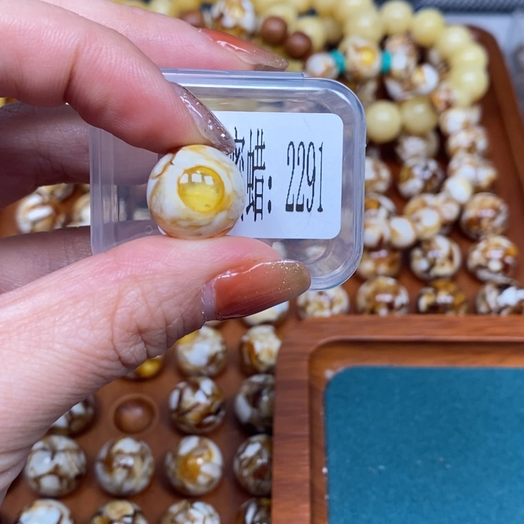 把件猴头核桃沁色圆珠老型2291