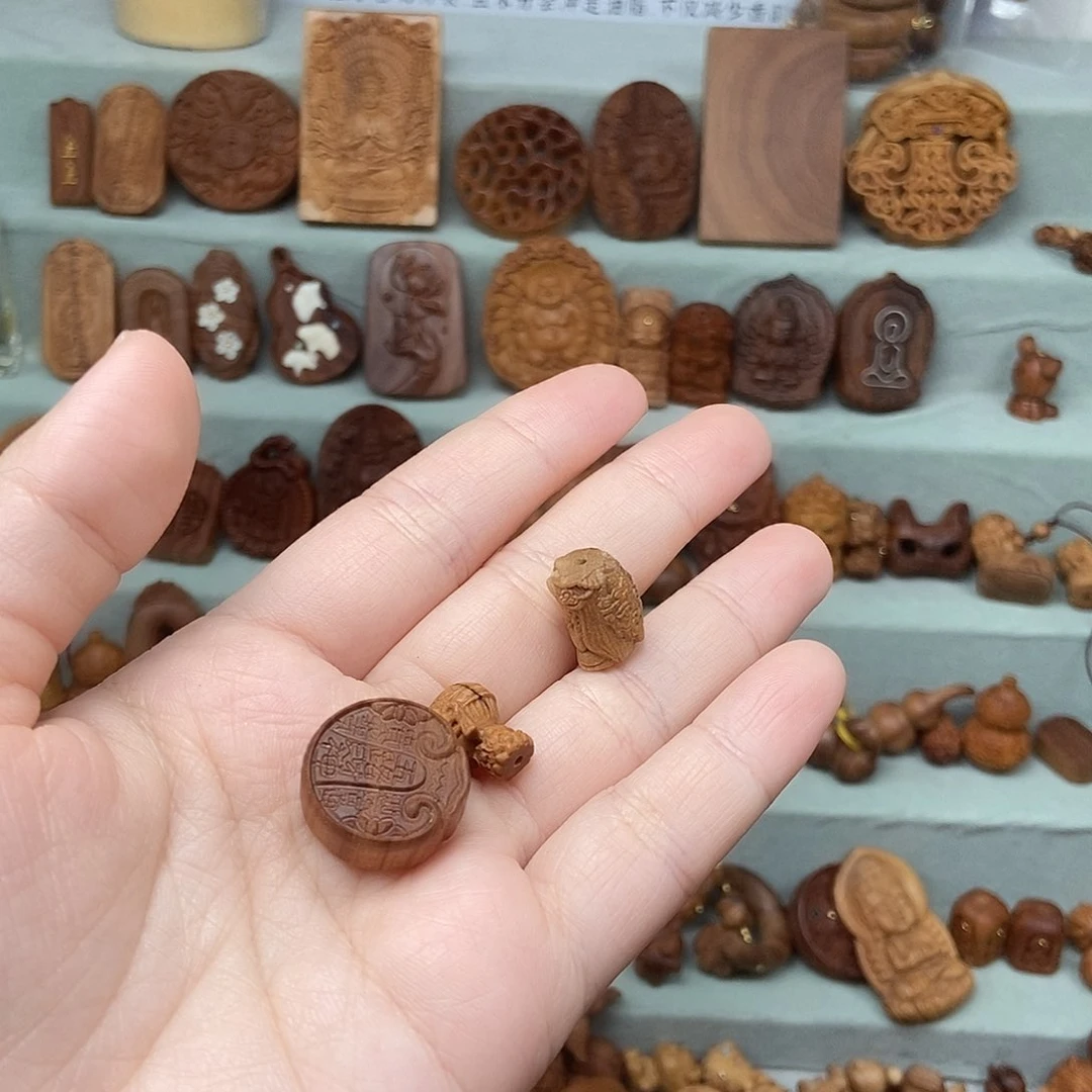 檀香木无事牌梧*?福利价，扎基度母默认微瑕