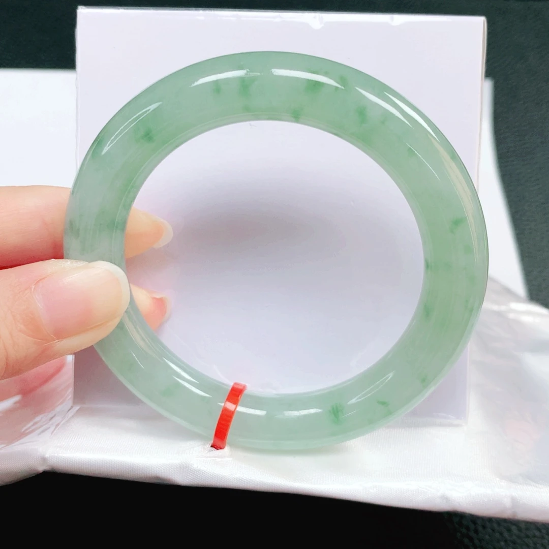 翡翠未镶嵌手镯54圈