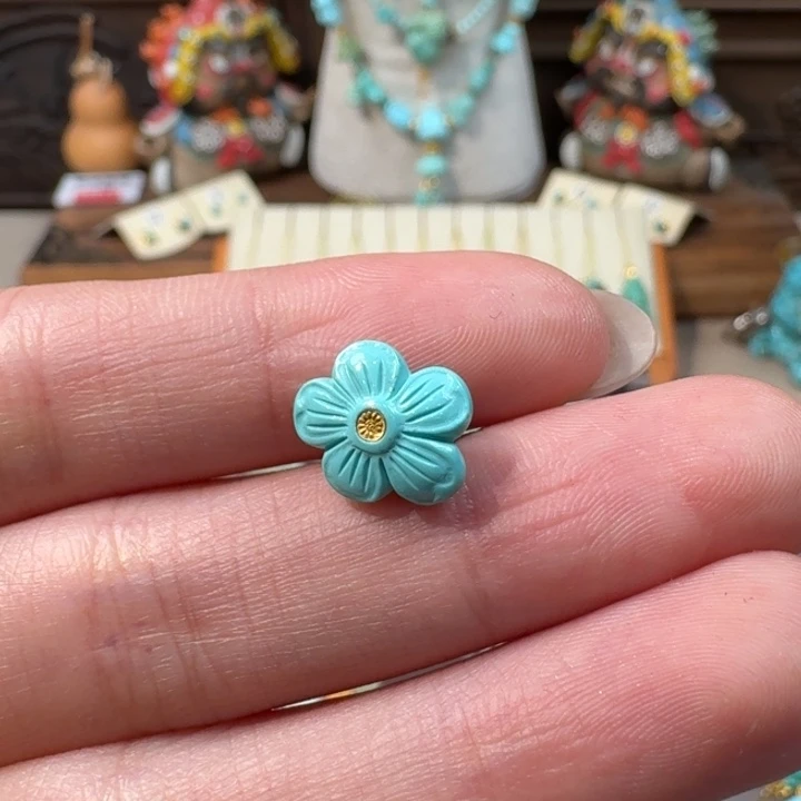 绿松石未镶嵌花卡子