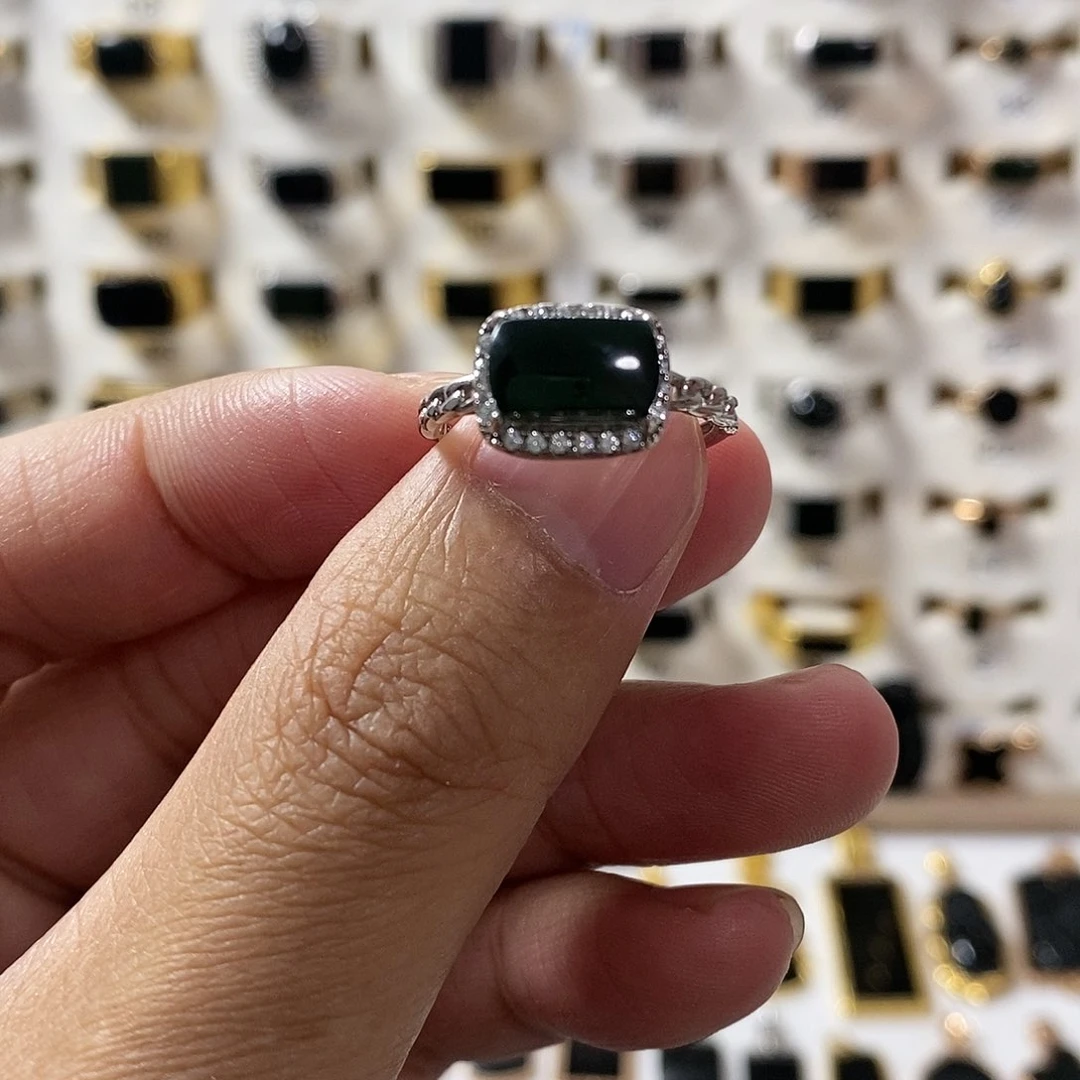 翡翠手链未镶嵌墨翠