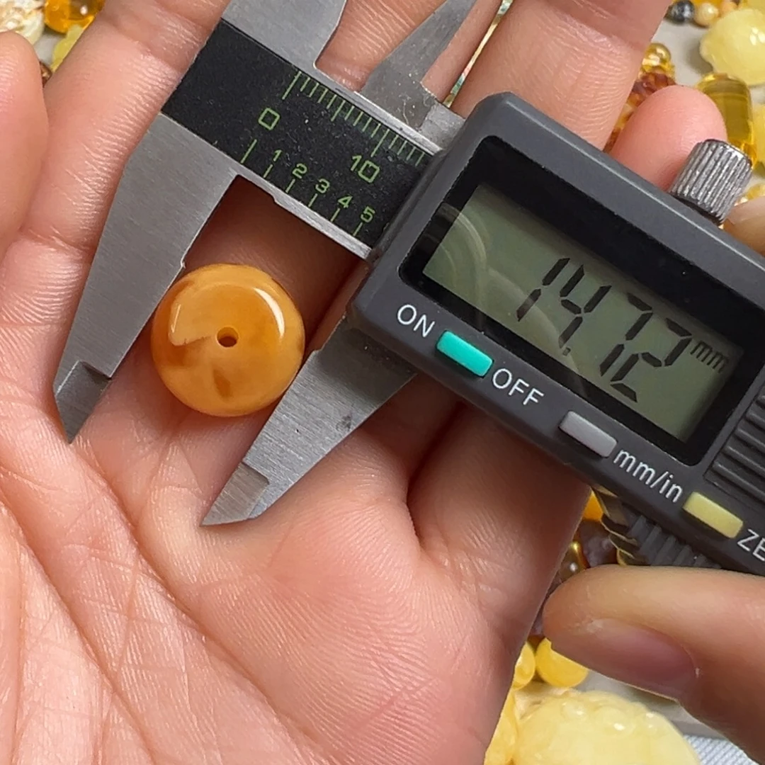 蜜蜡未镶嵌裸石蜜蜡