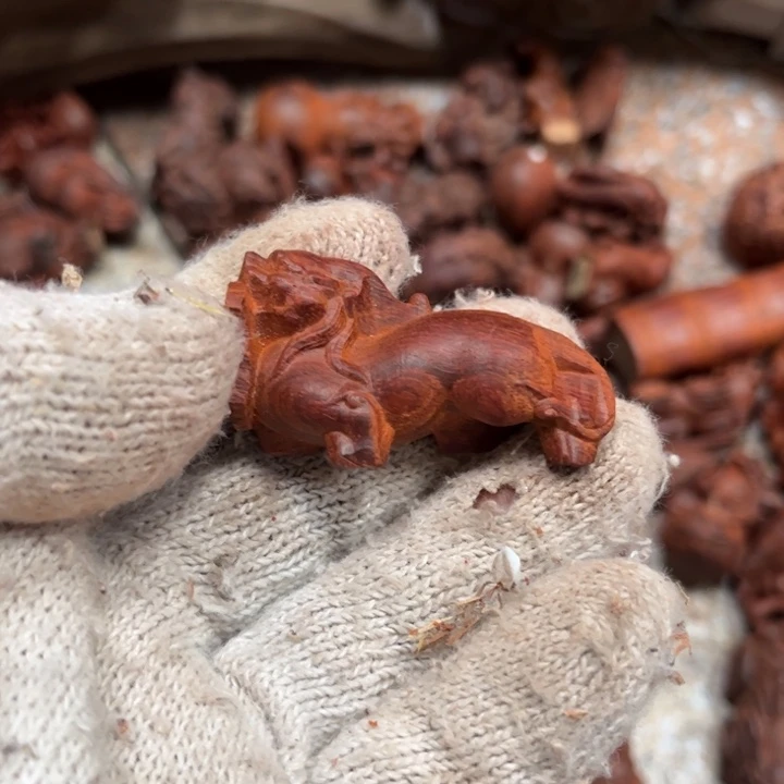 ༺***༻木.................