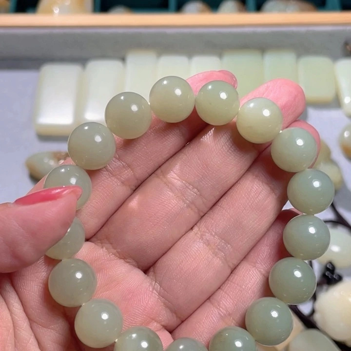 未镶嵌和田玉（糖玉）珠宝半成品