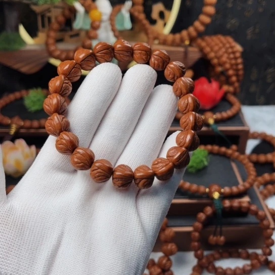 吊坠桃核玉龙脊手串13