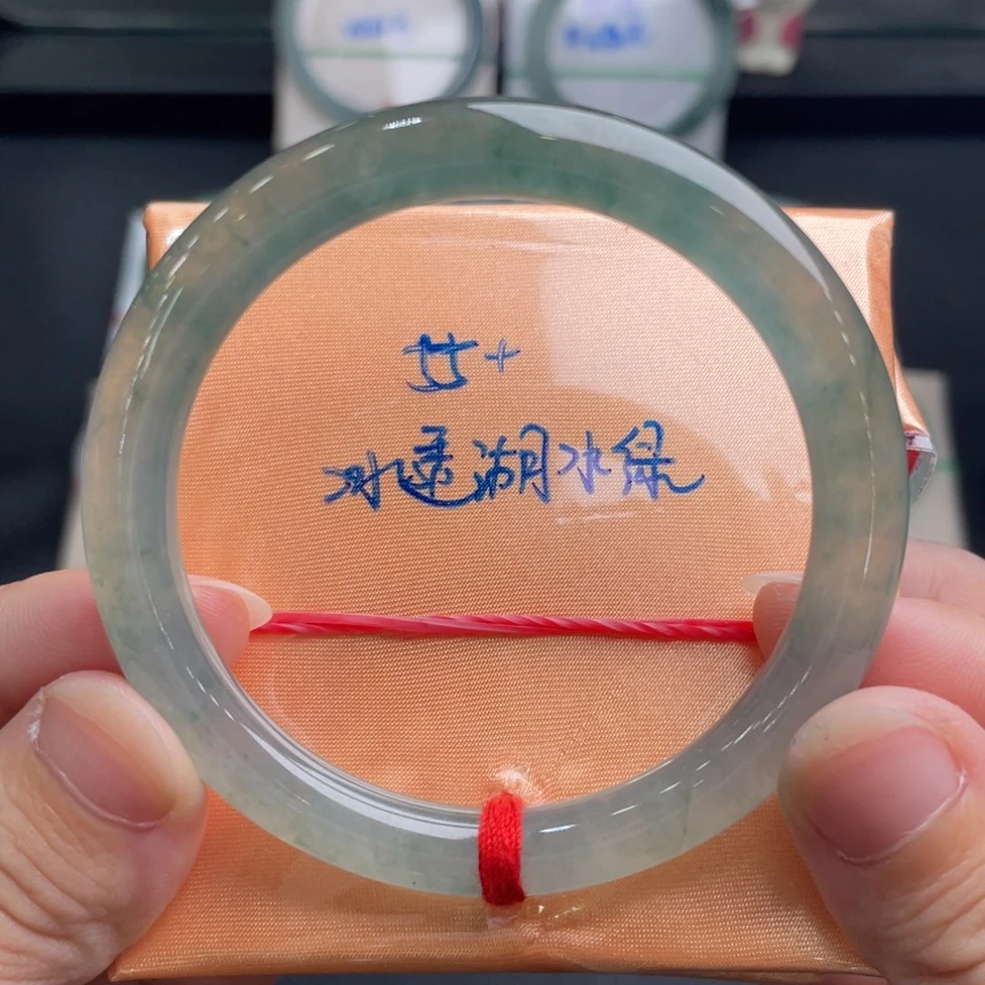 翡翠未镶嵌手镯翡翠手镯