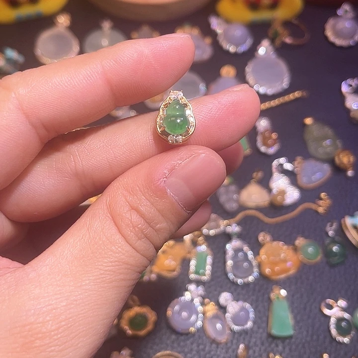 翡翠银S925镶嵌吊坠(不含链)天然翡翠