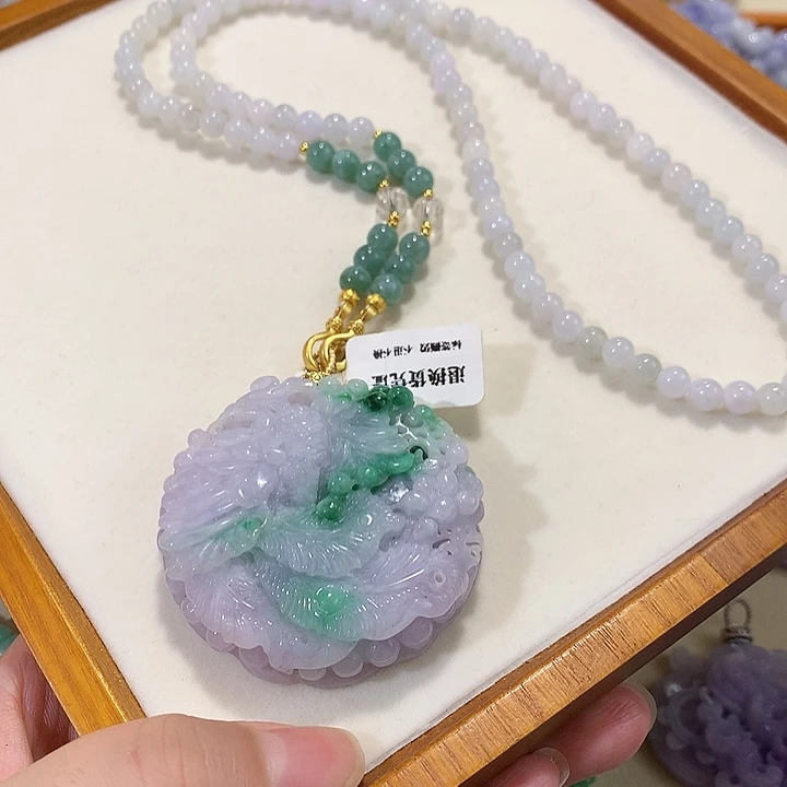 翡翠未镶嵌颈饰翡翠吊坠