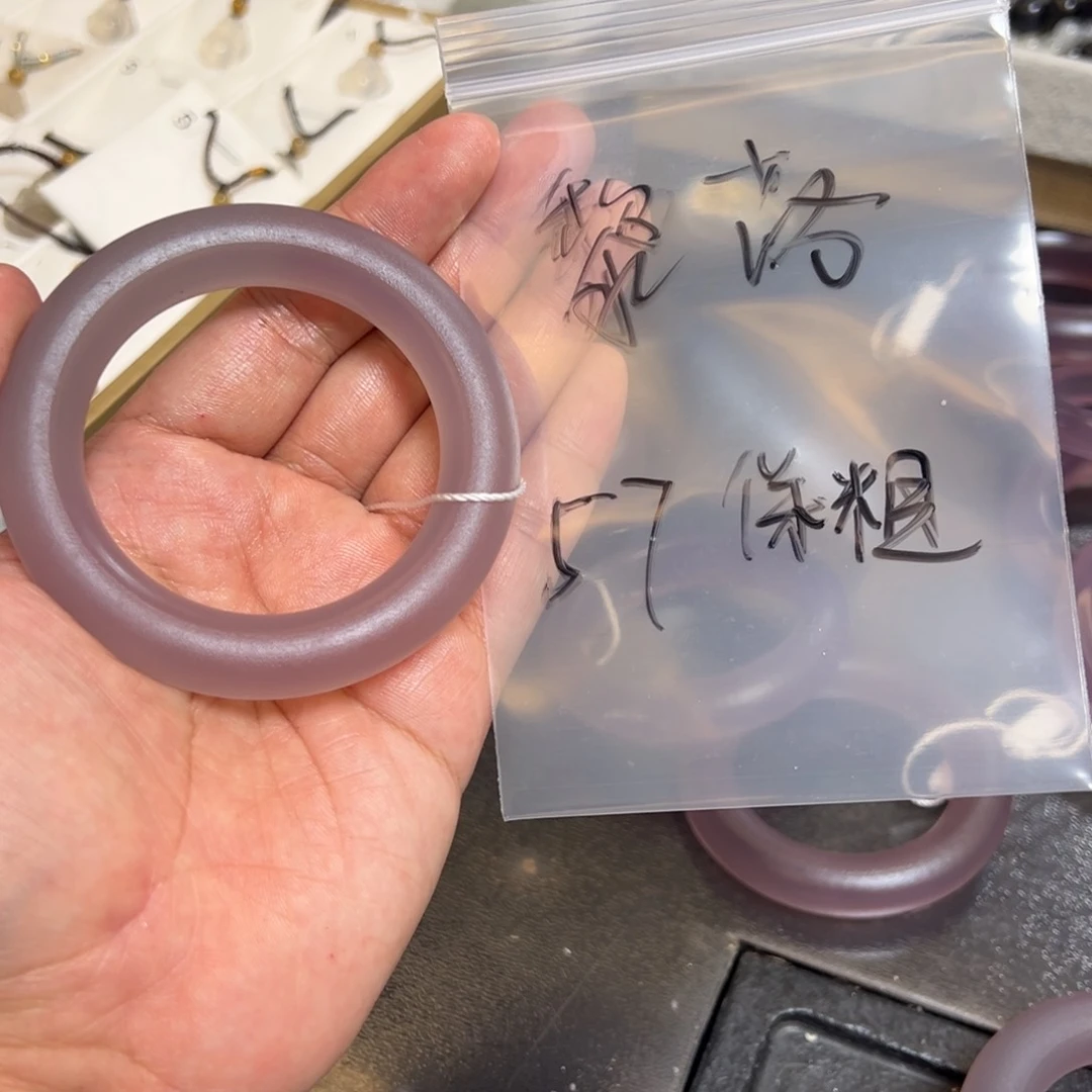 定制玛瑙手镯未镶嵌