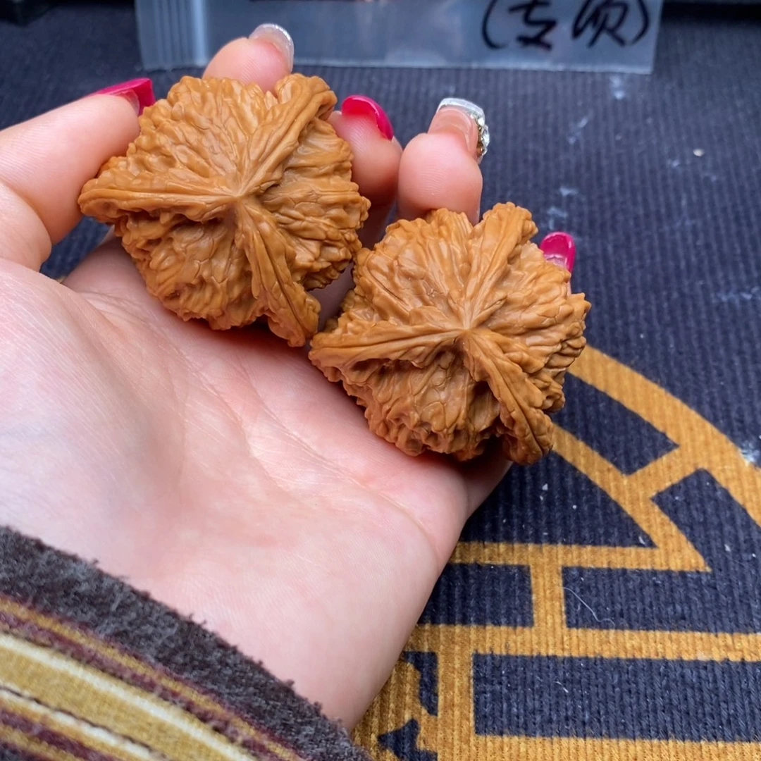 幕***༗文玩核桃把件白狮子